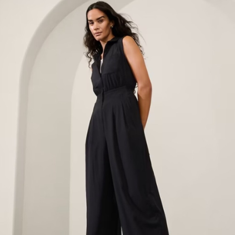 Athleta Brooklyn Heights Elegant Black Wide-Leg Jumpsuit NWOT 6
